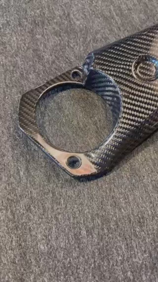 R32用ドライカーボン タワーバー Dry carbon tower bar for BNR32